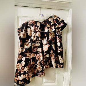 Ashley Stewart one shoulder gold/black peplum top